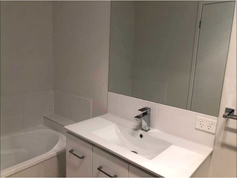 1/15 Dredge Circle, Brassall QLD 4305
