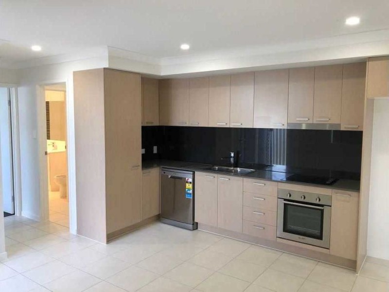 2/15 Dredge Circle, Brassall QLD 4305