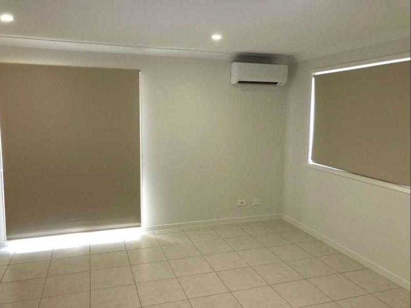 2/15 Dredge Circle, Brassall QLD 4305