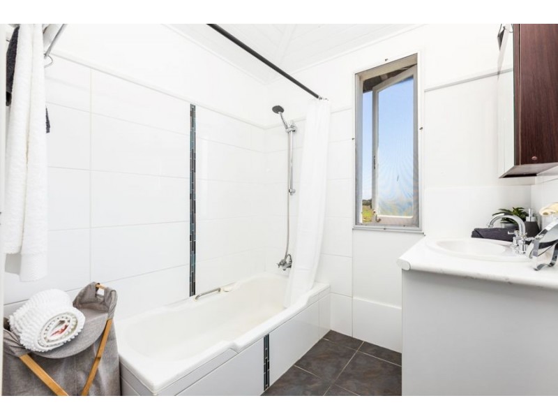 98 Petrea Road, Prenzlau QLD 4311