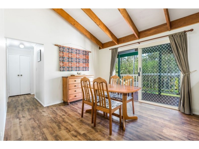 32 Kirkston Place, Pine Mountain QLD 4306