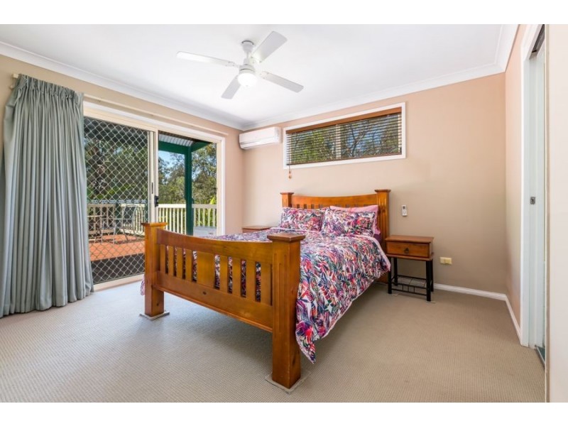32 Kirkston Place, Pine Mountain QLD 4306