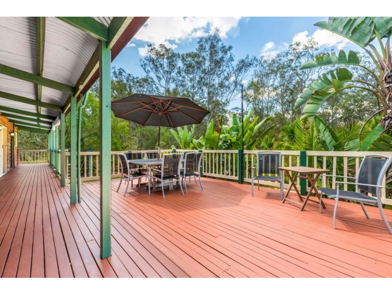 32 Kirkston Place, Pine Mountain QLD 4306