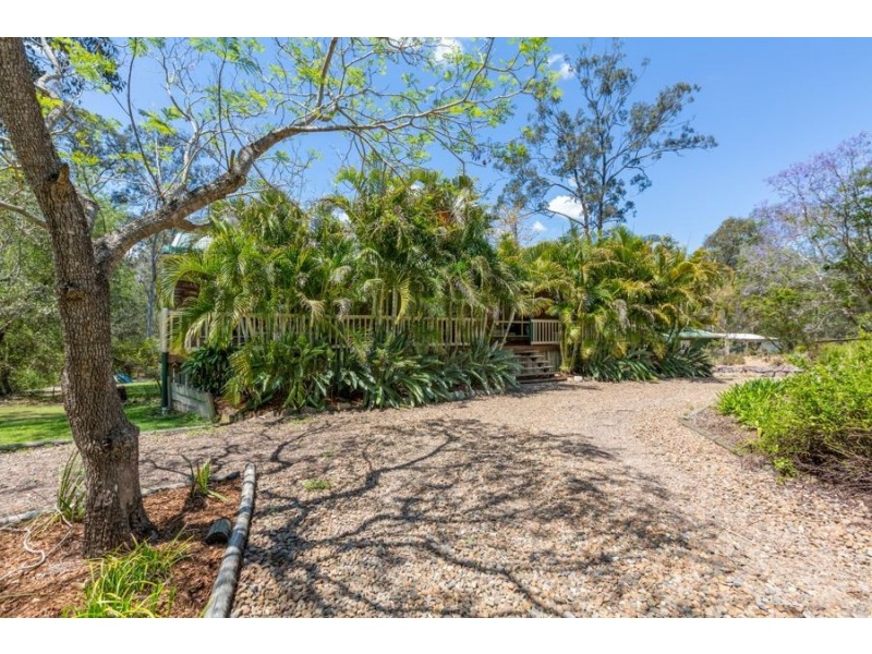 32 Kirkston Place, Pine Mountain QLD 4306