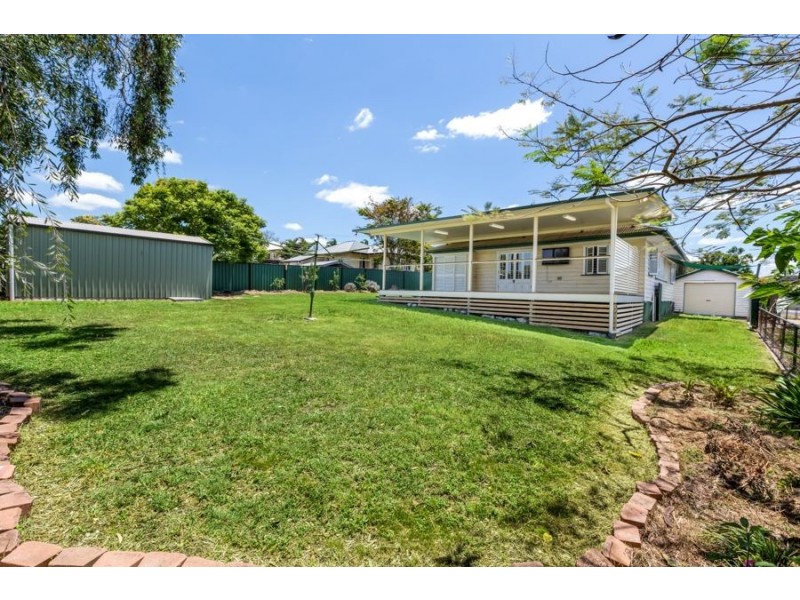 23 Morris Street, Silkstone QLD 4304