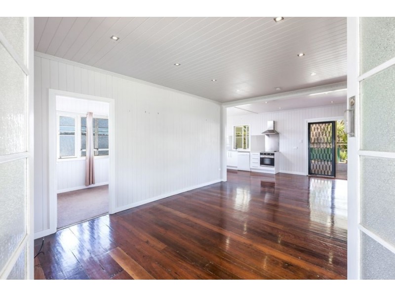 23 Morris Street, Silkstone QLD 4304