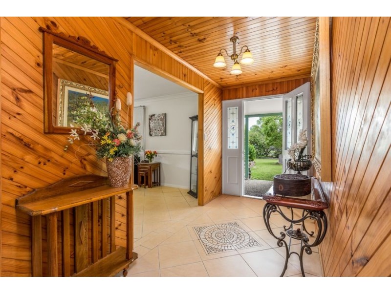 5 Davillea Court, Fernvale QLD 4306