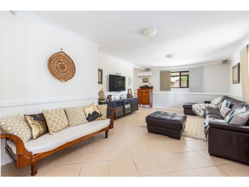 5 Davillea Court, Fernvale QLD 4306