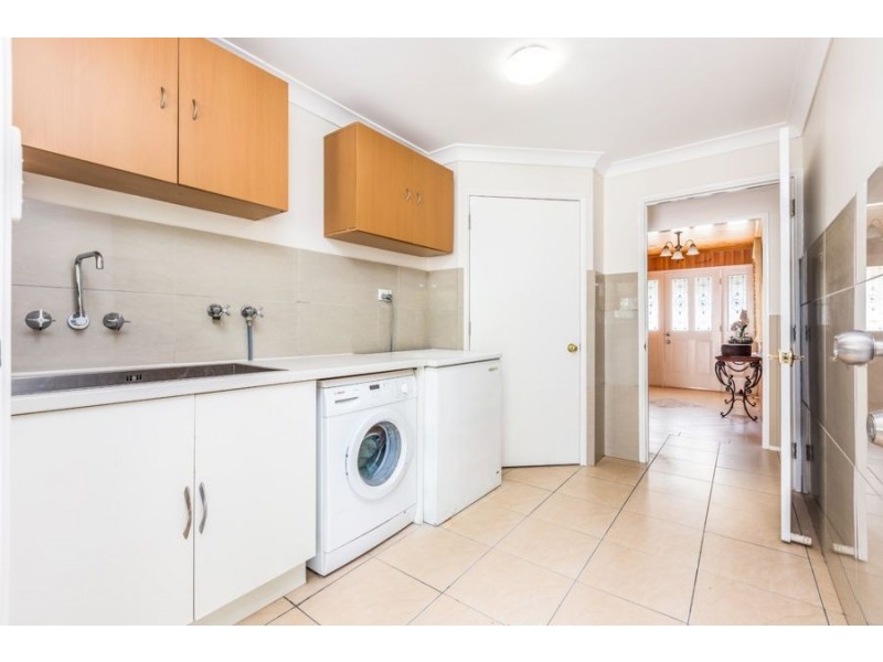 5 Davillea Court, Fernvale QLD 4306