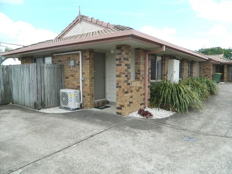 1/17 Henty Drive, Redbank Plains QLD 4301