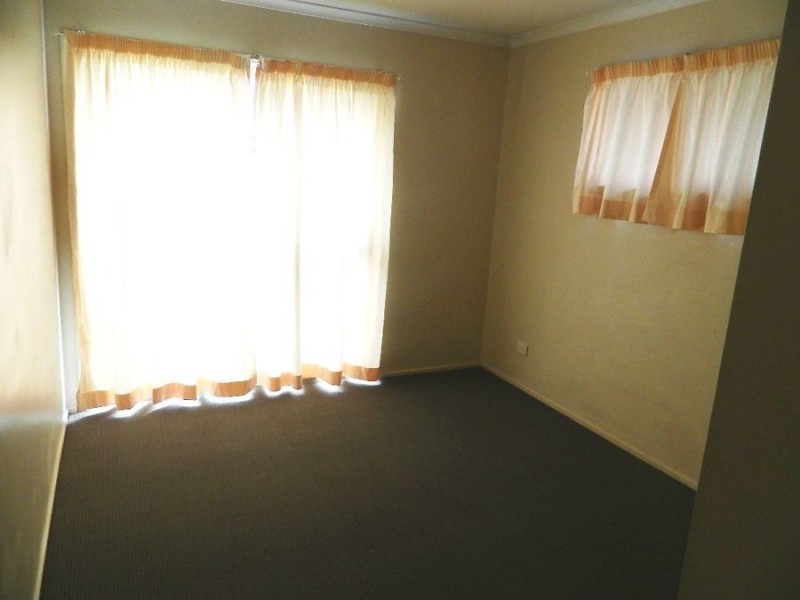 1/17 Henty Drive, Redbank Plains QLD 4301
