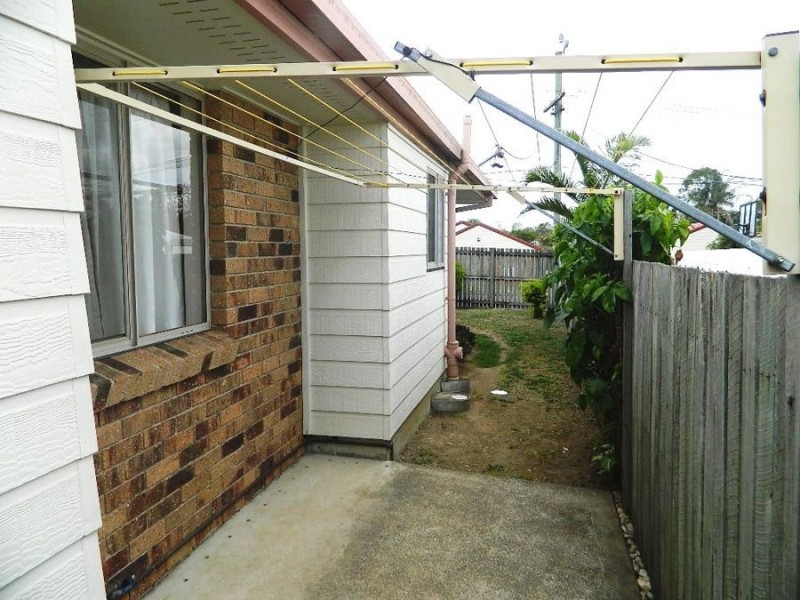 1/17 Henty Drive, Redbank Plains QLD 4301
