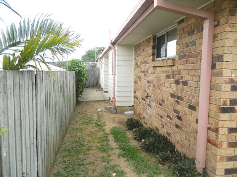 1/17 Henty Drive, Redbank Plains QLD 4301