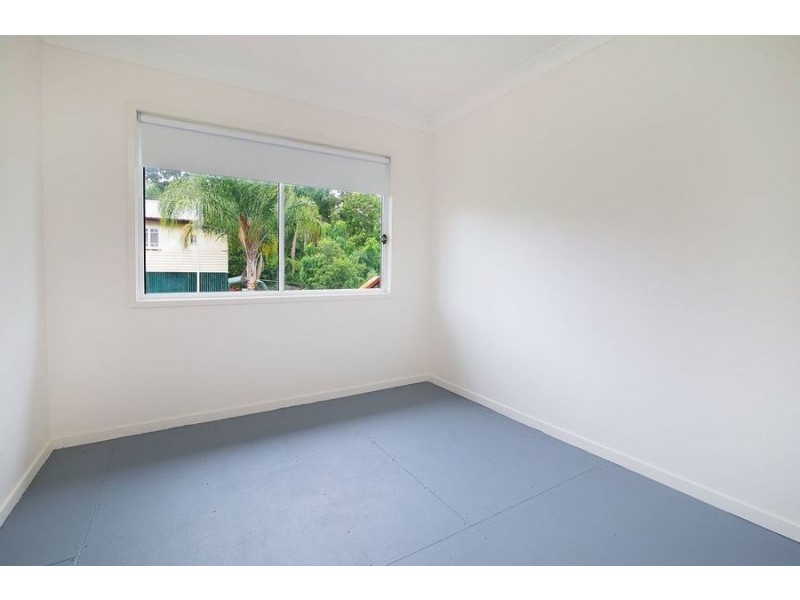 8 Harrison Street, North Ipswich QLD 4305