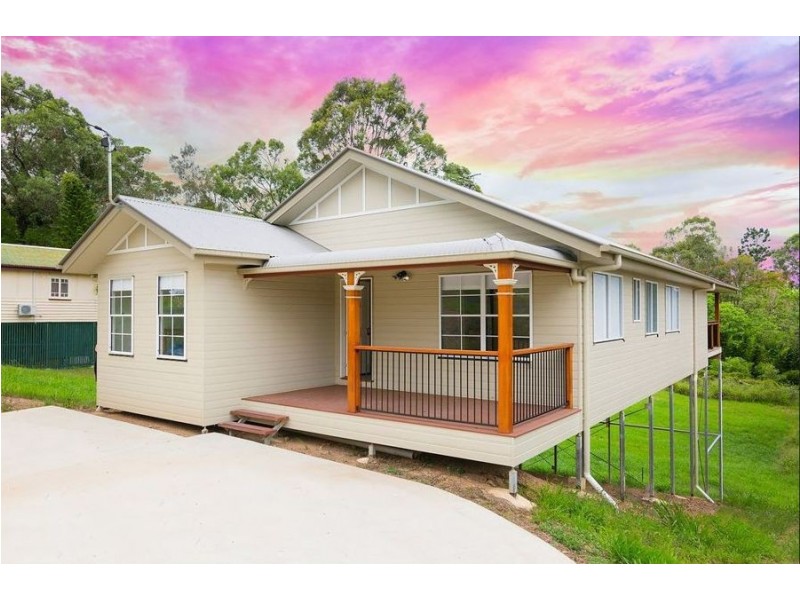 8 Harrison Street, North Ipswich QLD 4305