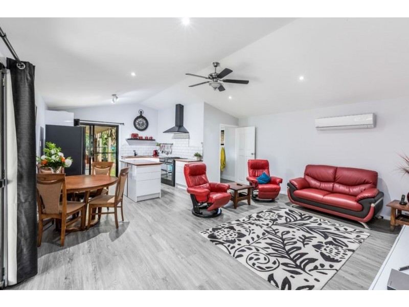 8-12 Jamberoo Way, Karana Downs QLD 4306
