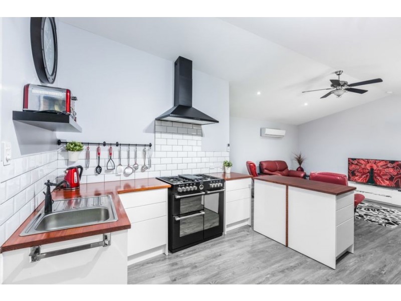 8-12 Jamberoo Way, Karana Downs QLD 4306
