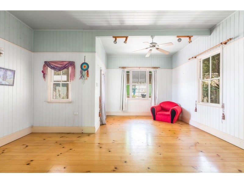 14 Paten Street, North Ipswich QLD 4305