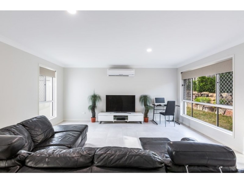 43 Mellor Place, Brassall QLD 4305
