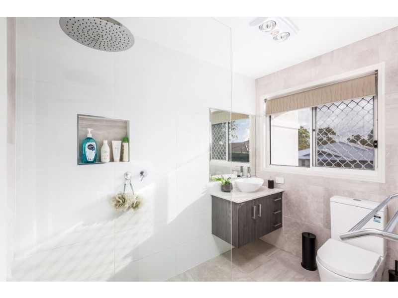 43 Mellor Place, Brassall QLD 4305