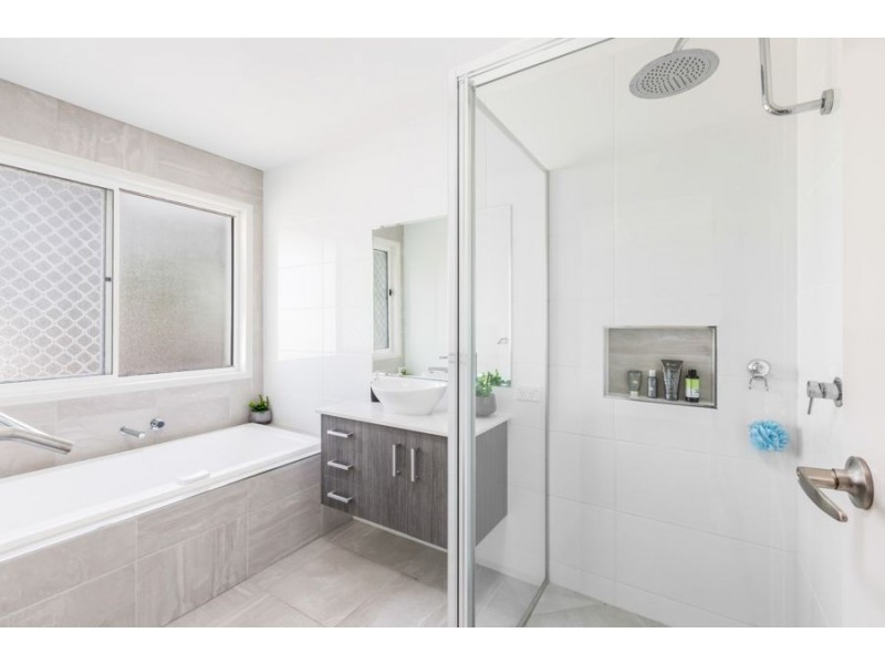 43 Mellor Place, Brassall QLD 4305
