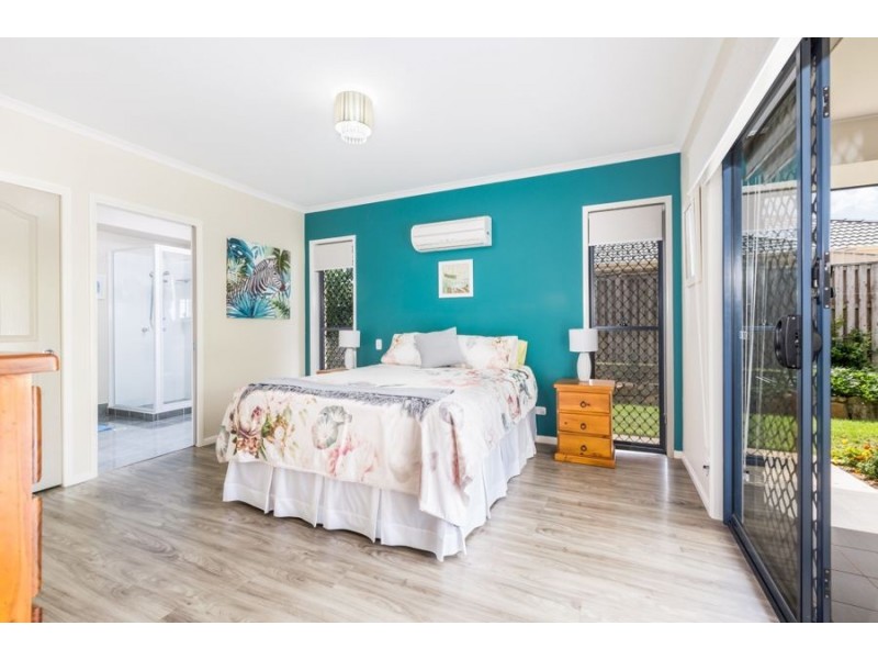 16 Bolingbroke Street East, Fernvale QLD 4306