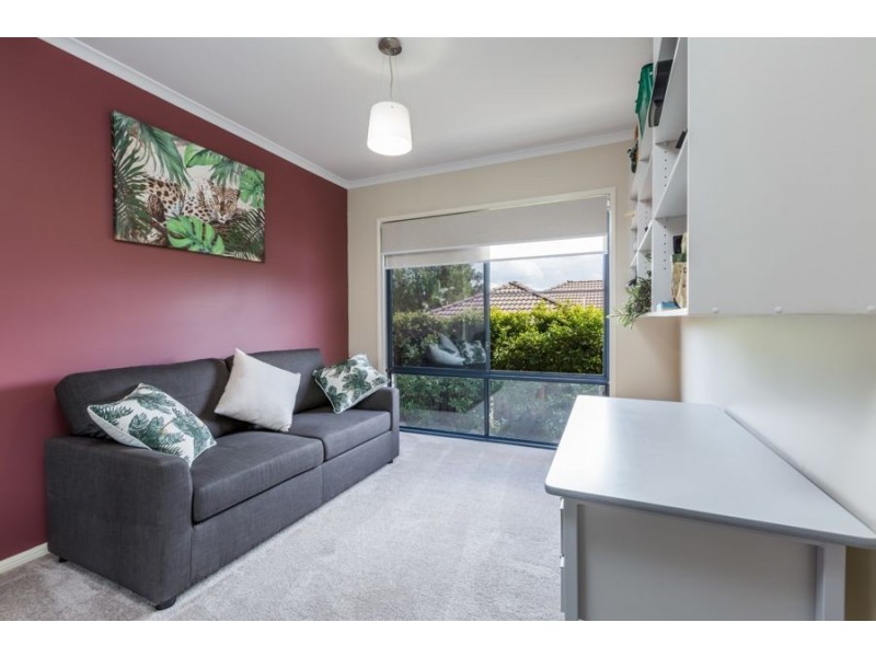 16 Bolingbroke Street East, Fernvale QLD 4306