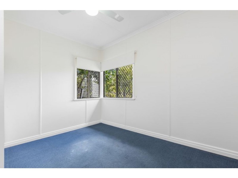 40 Lusitania Street, Newtown QLD 4305