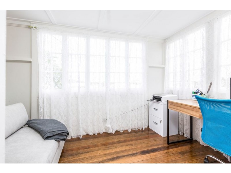 71A Darling Street East, Sadliers Crossing QLD 4305