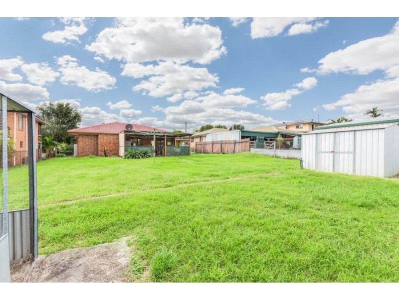 19 Hibiscus Street, Flinders View QLD 4305