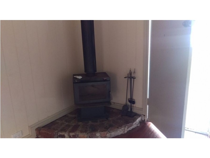 2 Woodgate Street, Churchill QLD 4305