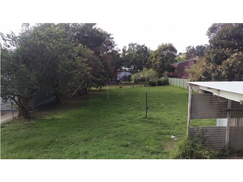 2 Woodgate Street, Churchill QLD 4305