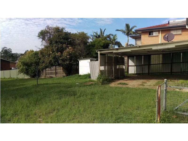 2 Woodgate Street, Churchill QLD 4305