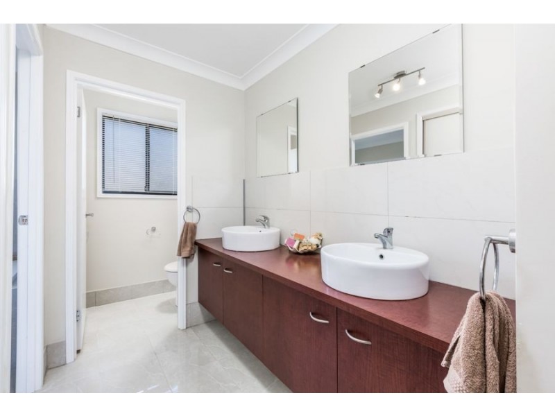 24 Noblewood Crescent, Fernvale QLD 4306