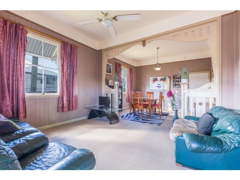 15 North Station Road, North Booval QLD 4304