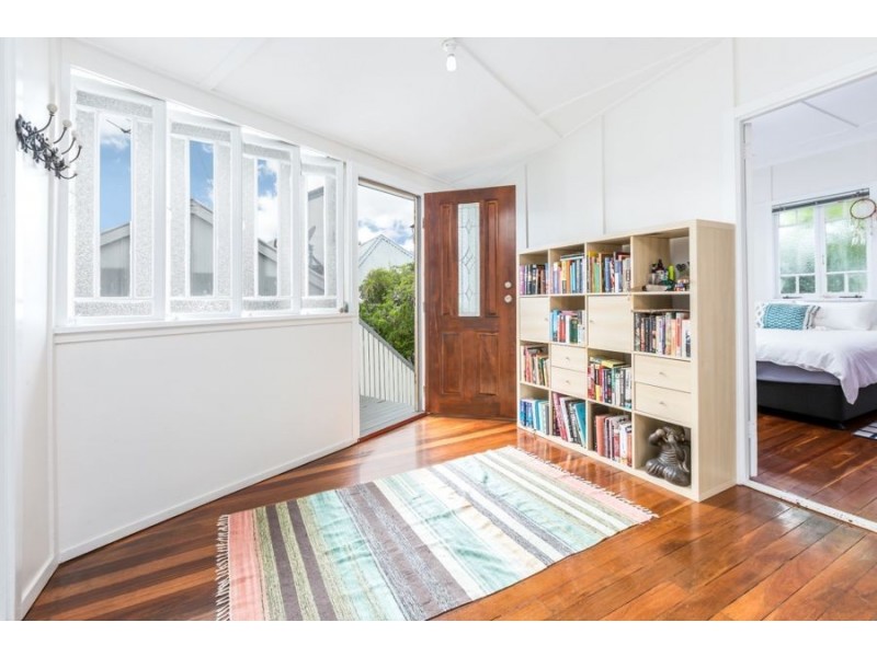 71A Darling Street East, Sadliers Crossing QLD 4305