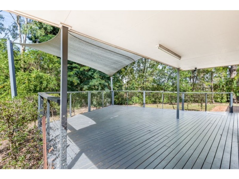 9 Sheppey Place, Yamanto QLD 4305