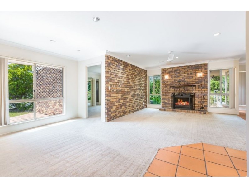 9 Sheppey Place, Yamanto QLD 4305