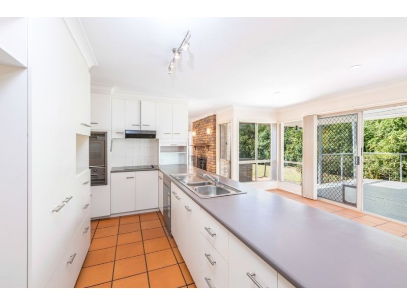 9 Sheppey Place, Yamanto QLD 4305