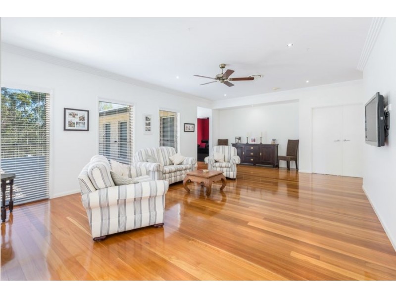 50 Highfield Place, Mount Crosby QLD 4306