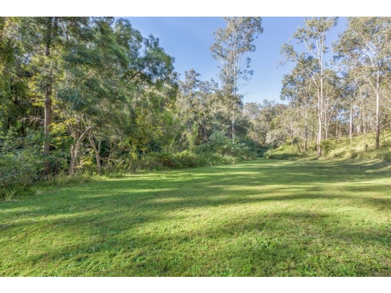 50 Highfield Place, Mount Crosby QLD 4306