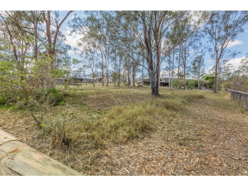 50 Highfield Place, Mount Crosby QLD 4306