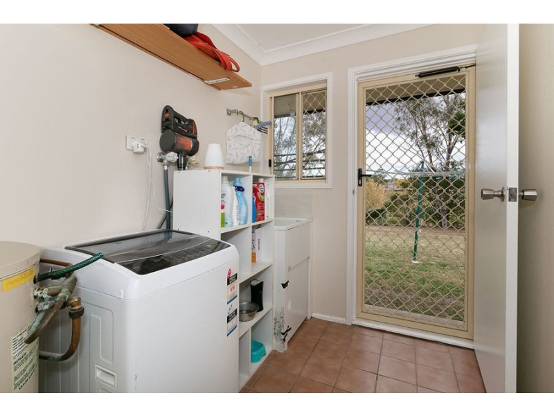 61 Moores Pocket Road, Moores Pocket QLD 4305