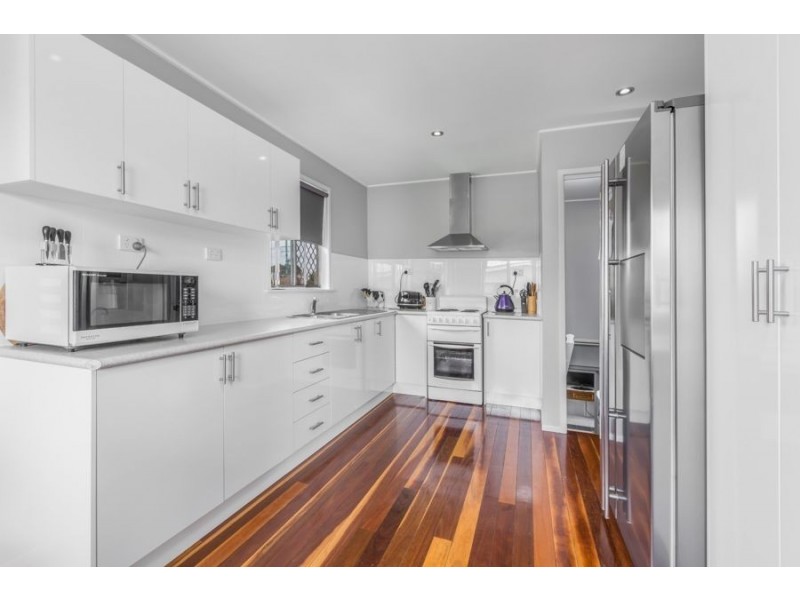 19 Trudy Street, Raceview QLD 4305