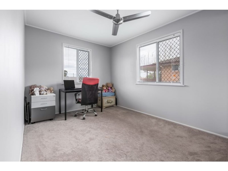 19 Trudy Street, Raceview QLD 4305