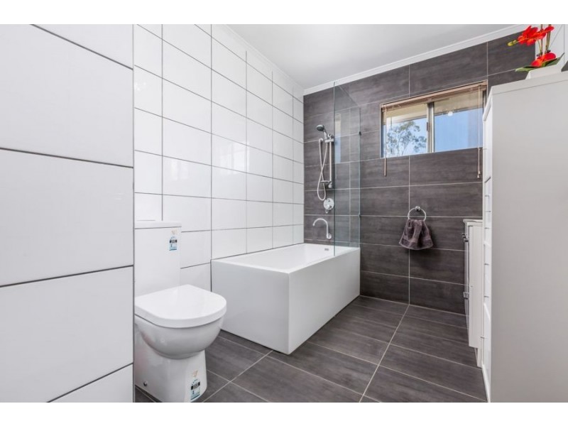 28 Glode Avenue, Churchill QLD 4305