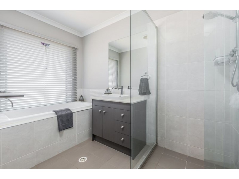 31 Nagle Crescent, Hatton Vale QLD 4341
