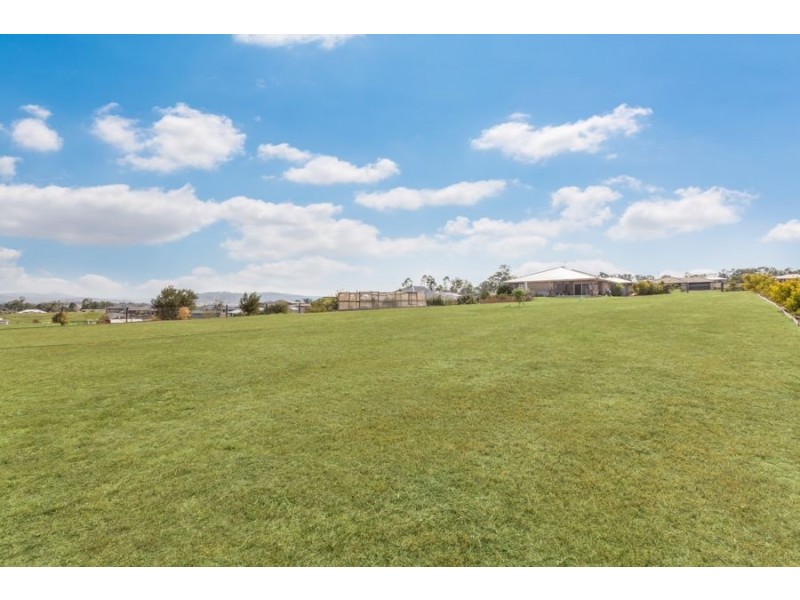 31 Nagle Crescent, Hatton Vale QLD 4341