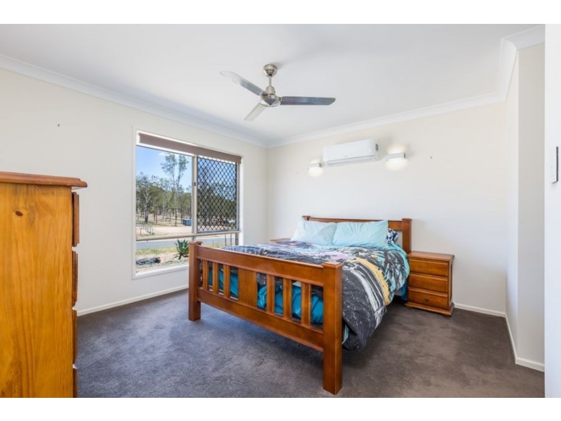 34 Arlington Way, Kensington Grove QLD 4341
