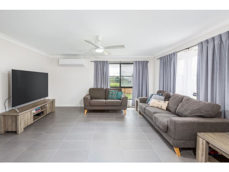 3 Emeraldwood Street, Fernvale QLD 4306